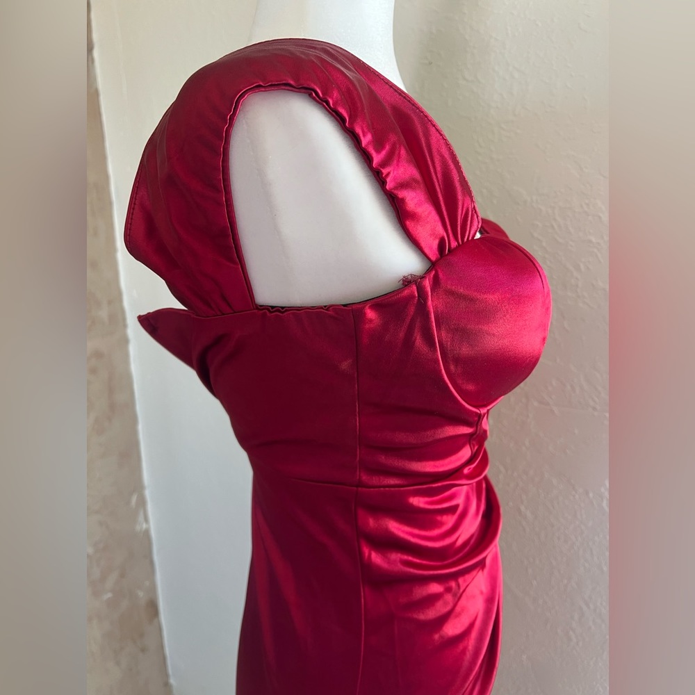 SLIT THIGH DRAPED SIDE BUSTIER SATIN BURGUNDY DRESS - Picture 9 of 13